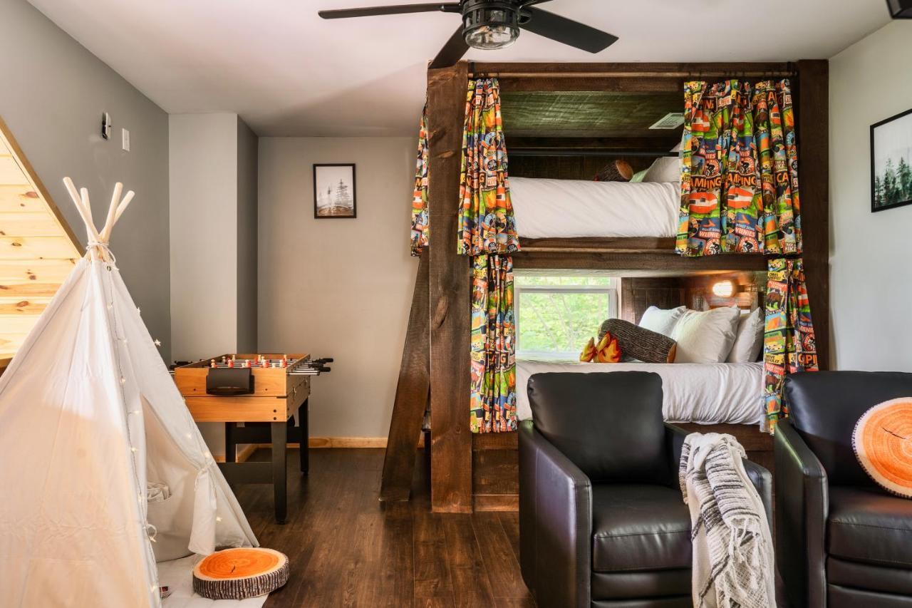 Mountainside - New Luxury Cabin-Fire Table-Hot Tub-3 Pools-Ps5-Bears 개틀린버그 외부 사진