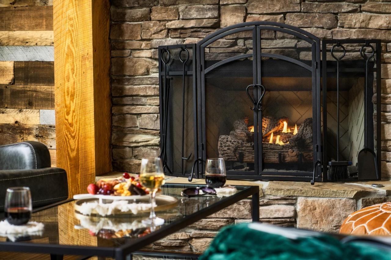Mountainside - New Luxury Cabin-Fire Table-Hot Tub-3 Pools-Ps5-Bears 개틀린버그 외부 사진